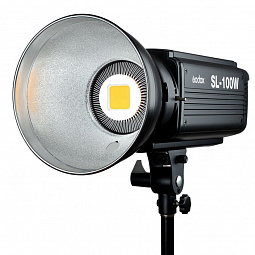 Осветитель светодиодный Godox SL-150Y студийный